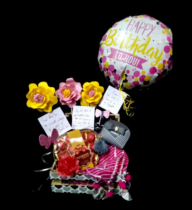 Customize Gift with Wooden, Chocolates, Birthday Balloon