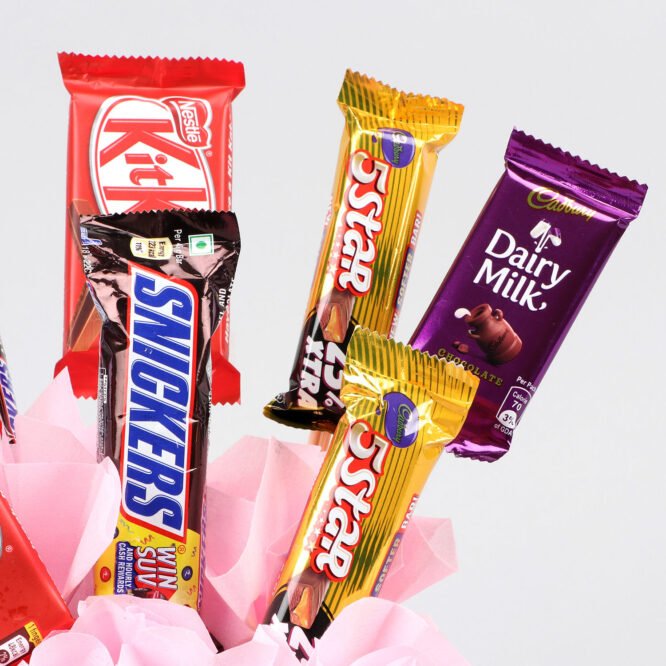 Chocolate Bouquet With lovey Vase - Image 3